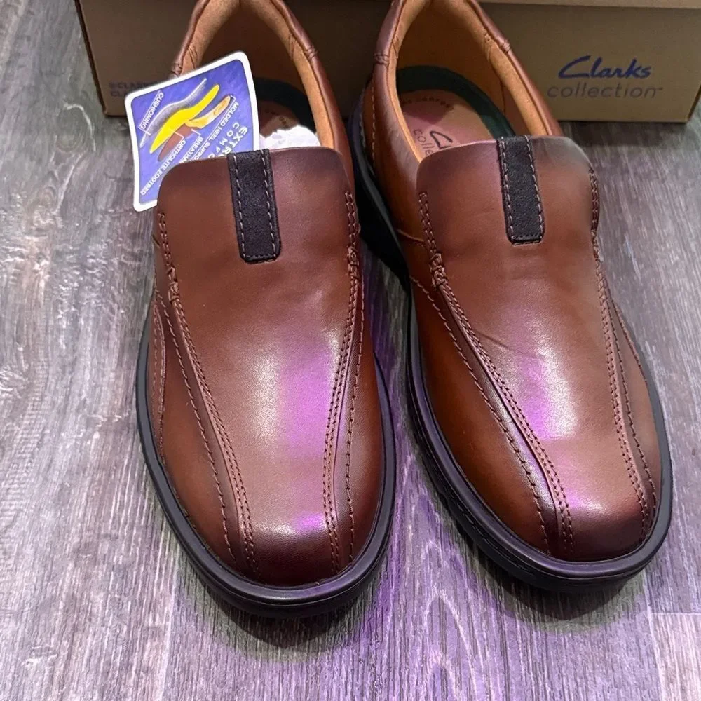 Clarks Gessler Step 9.5M Dark Tan Leather Slip On Comfort Loafer 71776
